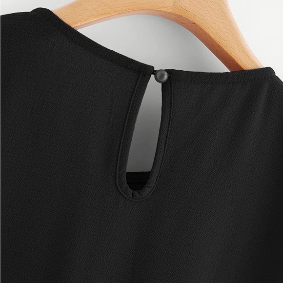 Women’s Black Casual Round Neck Pleated Blouse - Picture 3 of 6